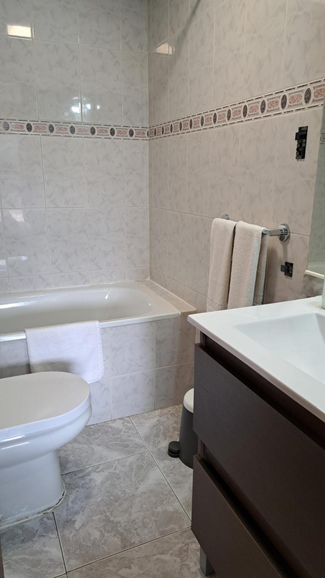 Hotel Rodsan Suizo Кастельдефельс Экстерьер фото