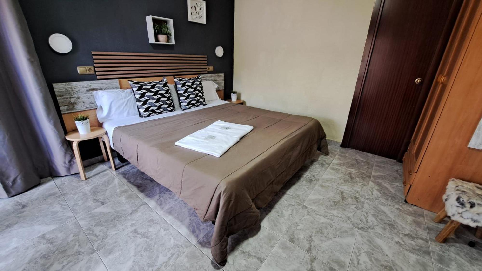 Hotel Rodsan Suizo Кастельдефельс Экстерьер фото